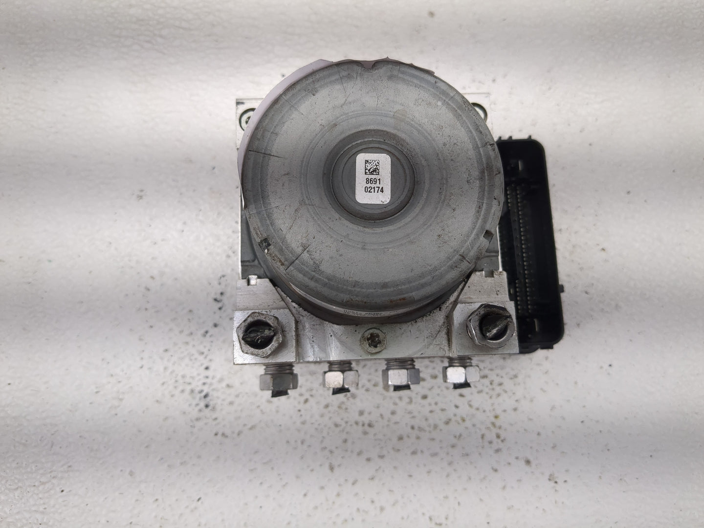 2017-2019 Ford Escape ABS Pump Control Module Replacement P/N:GV61-2C405-CH Fits Fits 2017 2018 2019 OEM Used Auto Parts - O