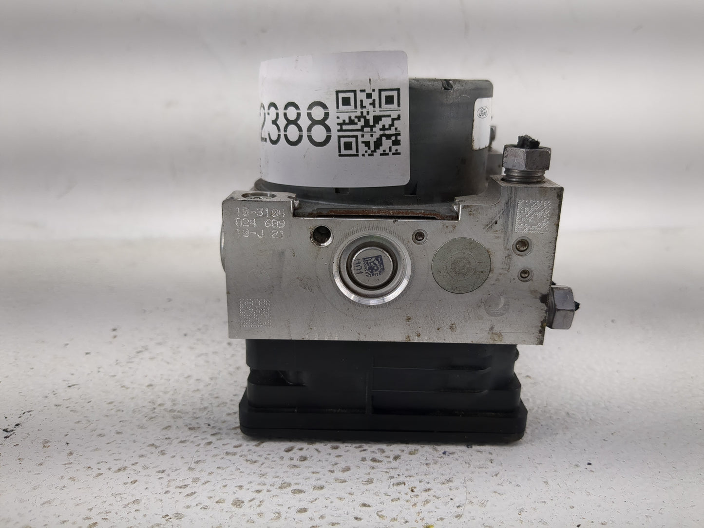 2017-2019 Ford Escape ABS Pump Control Module Replacement P/N:GV61-2C405-CH Fits Fits 2017 2018 2019 OEM Used Auto Parts - O