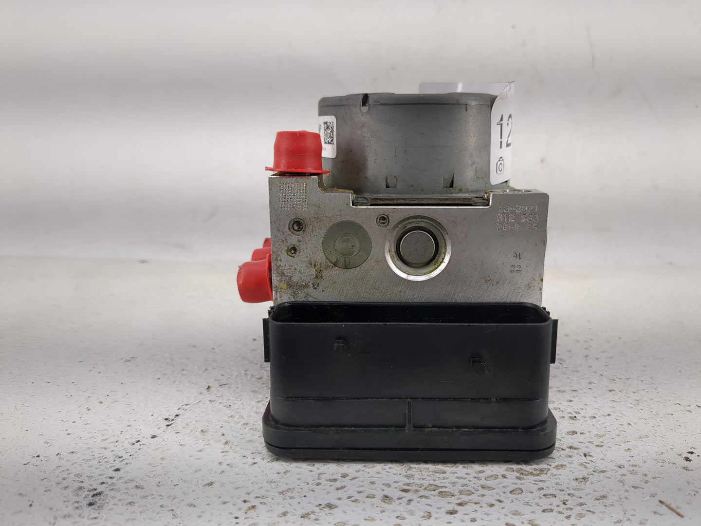 2017-2019 Ford Escape ABS Pump Control Module Replacement P/N:GV61-2C405-CL GV61-2C405-CH Fits Fits 2017 2018 2019 OEM Used 