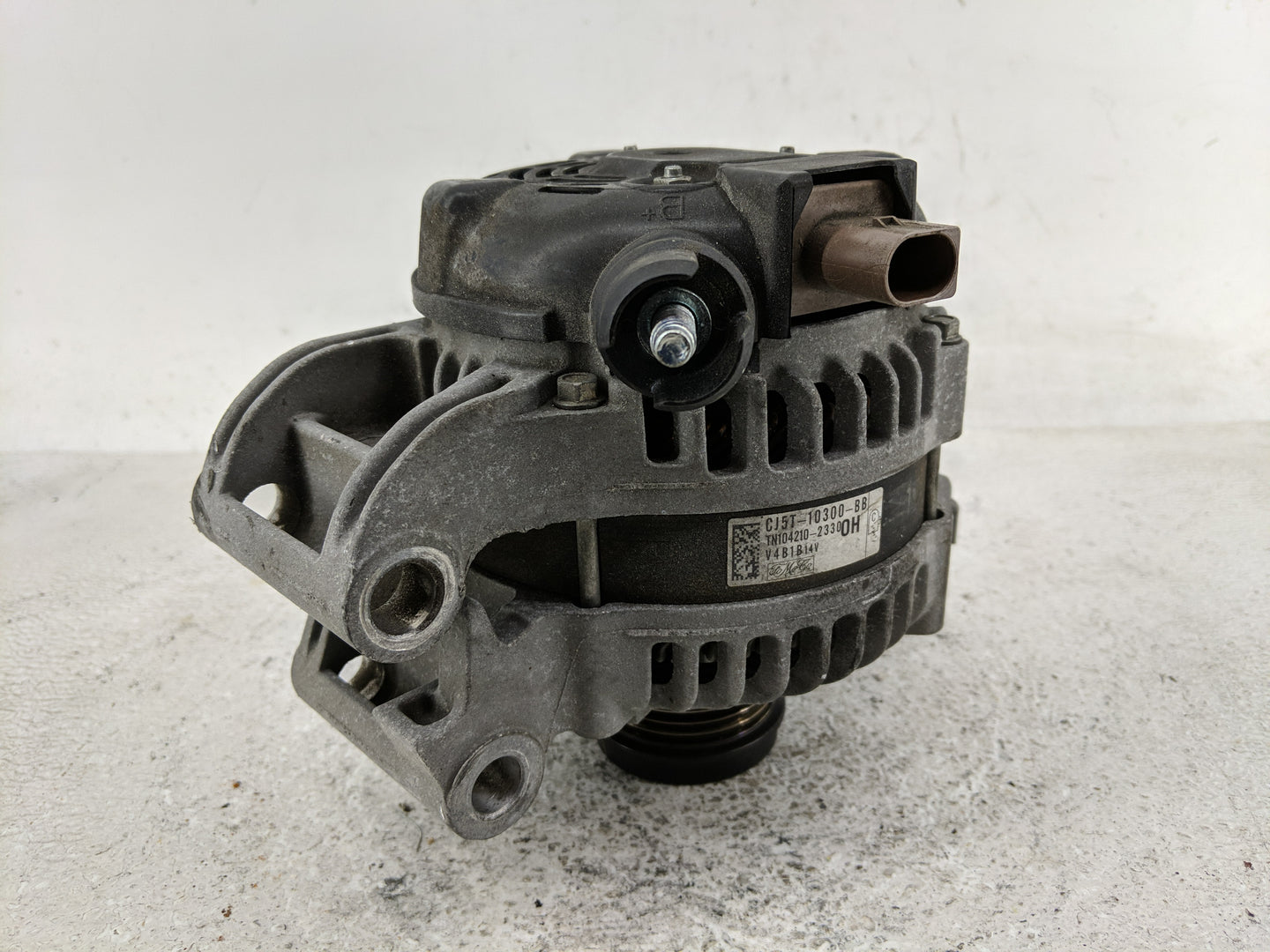 2013-2019 Ford Escape Alternator Replacement Generator Charging Assembly Engine OEM P/N:CJ5T-10300-BB Fits OEM Used Auto Par