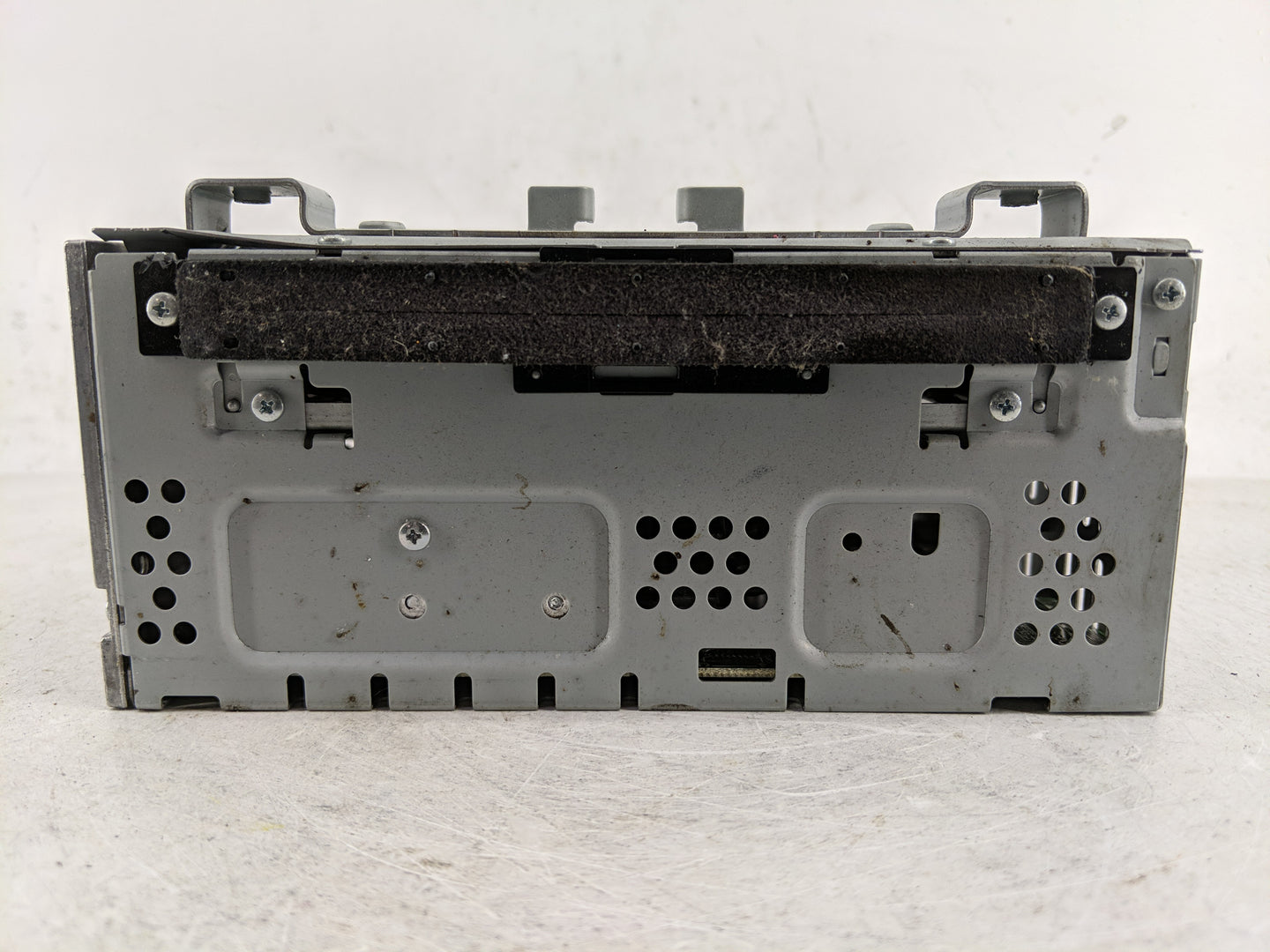 2015-2019 Ford Escape Radio AM FM Cd Player Receiver Replacement P/N:GJ5T-19C107-BE GJ5T-19C107-KA Fits OEM Used Auto Parts 