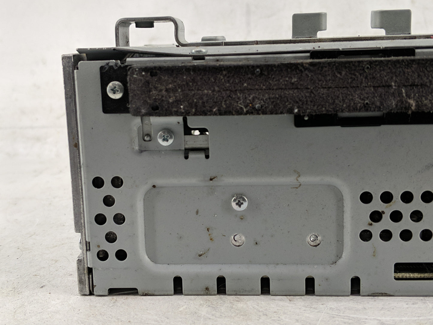 2015-2019 Ford Escape Radio AM FM Cd Player Receiver Replacement P/N:GJ5T-19C107-BE GJ5T-19C107-KA Fits OEM Used Auto Parts 