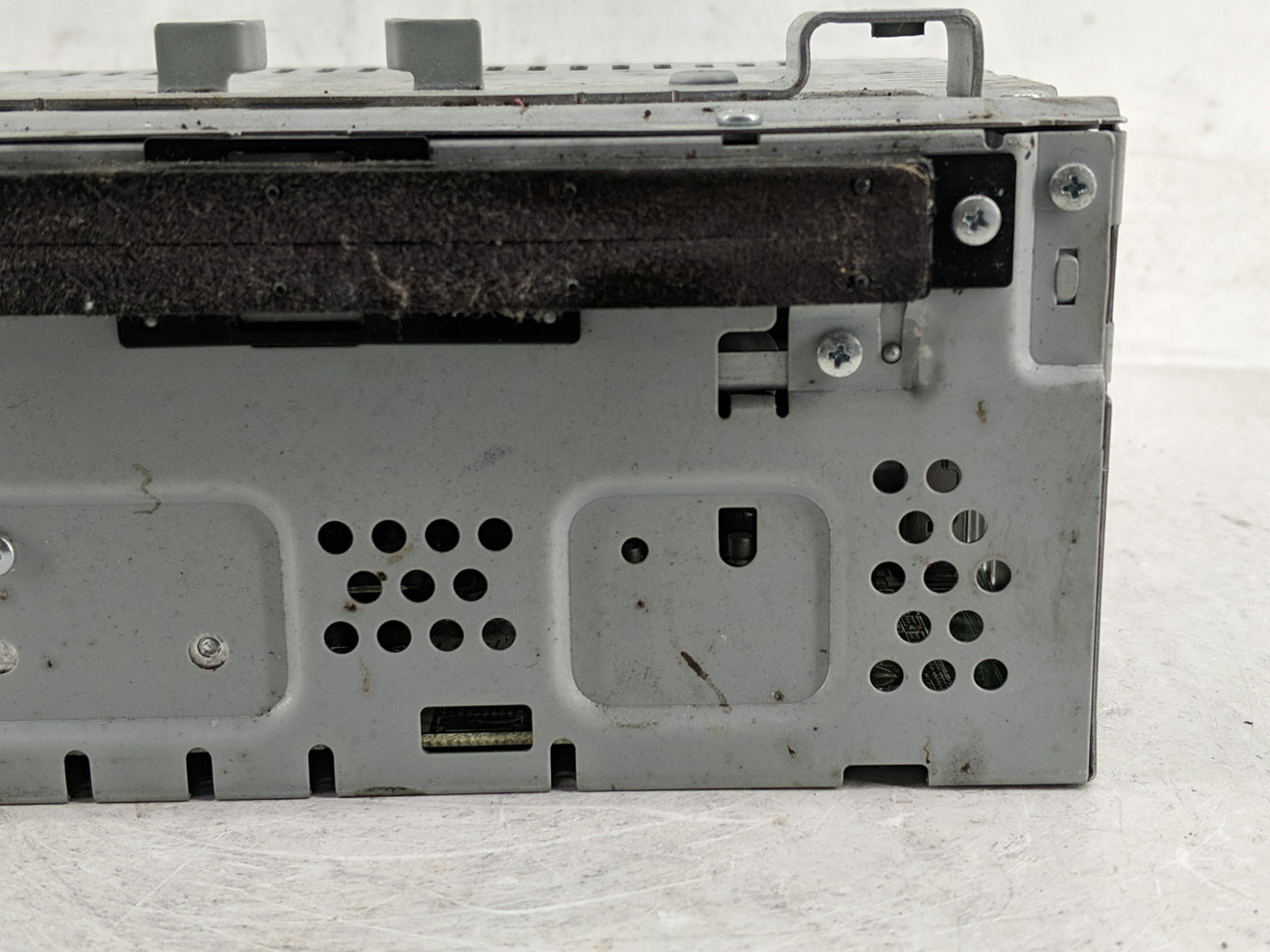 2015-2019 Ford Escape Radio AM FM Cd Player Receiver Replacement P/N:GJ5T-19C107-BE GJ5T-19C107-KA Fits OEM Used Auto Parts 