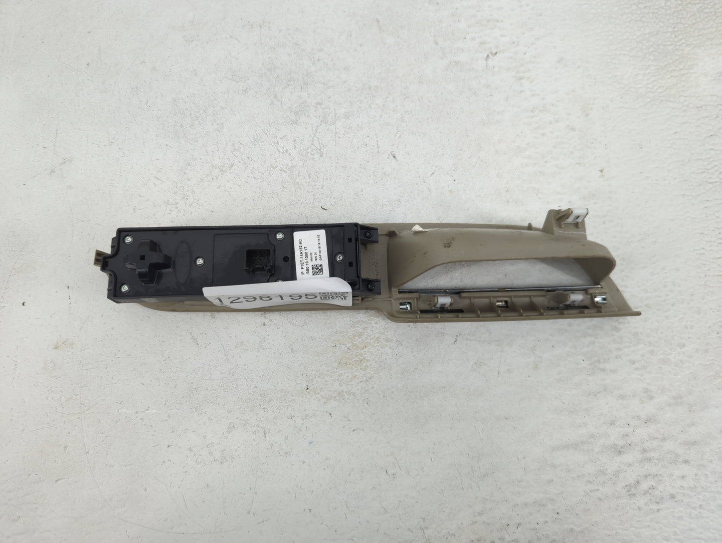 2013-2019 Ford Escape Master Power Window Switch Replacement Driver Side Left P/N:F1ET-14A132-AC Fits OEM Used Auto Parts - 