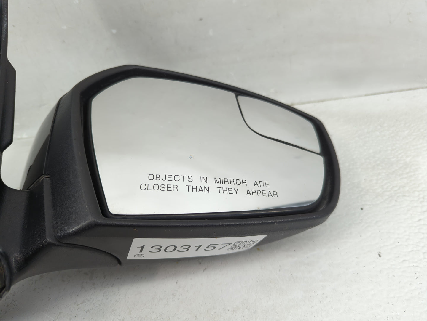 2017-2019 Ford Escape Passenger Side View Mirror - Right Door Mirror OEM Used - Oemusedautoparts1.com