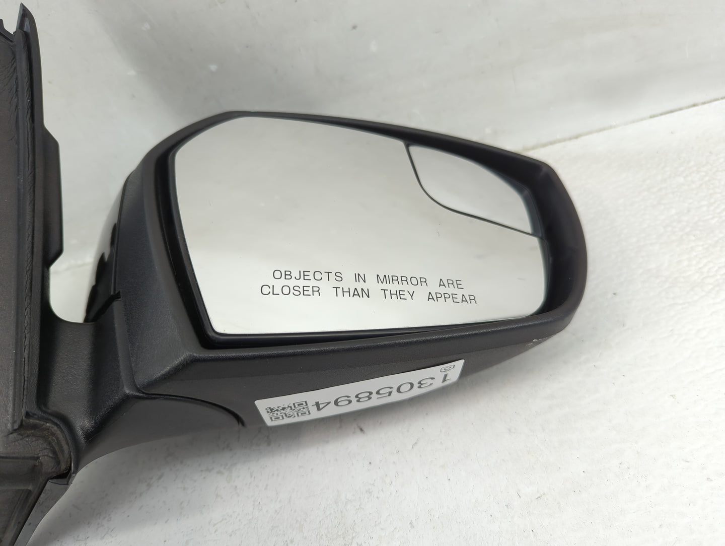 2017-2019 Ford Escape Passenger Side View Mirror - Right Door Mirror OEM Used - Oemusedautoparts1.com