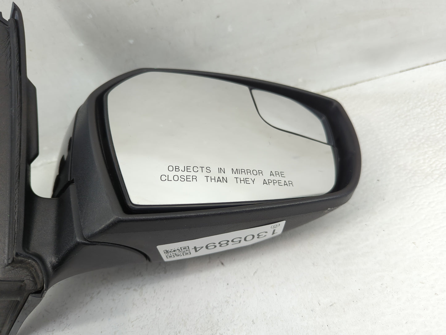 2017-2019 Ford Escape Passenger Side View Mirror - Right Door Mirror OEM Used - Oemusedautoparts1.com