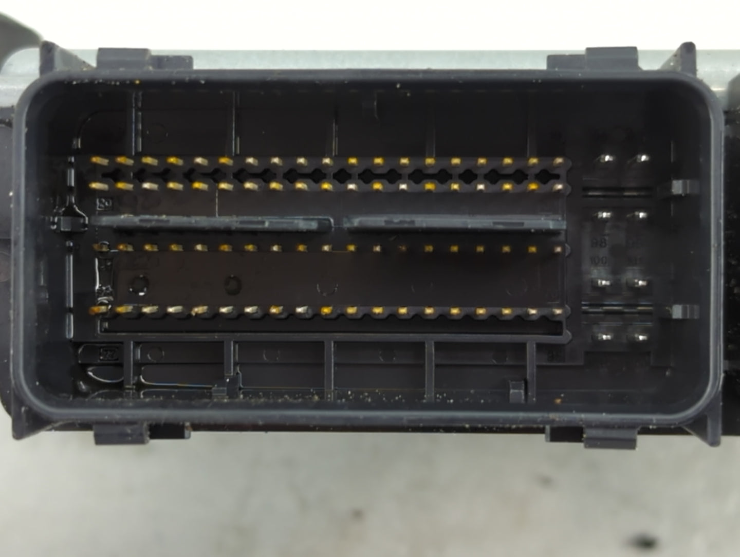 2017-2019 Ford Escape PCM Engine Control Computer ECU ECM PCU OEM P/N:A2C89707503 Fits Fits 2017 2018 2019 OEM Used Auto Par
