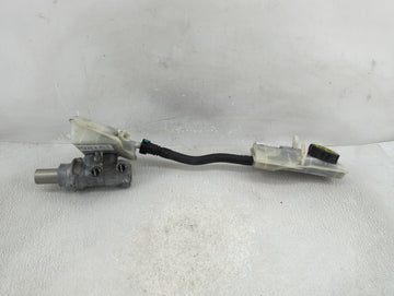 2013-2019 Ford Escape Brake Master Cylinder - Oemusedautoparts1.com