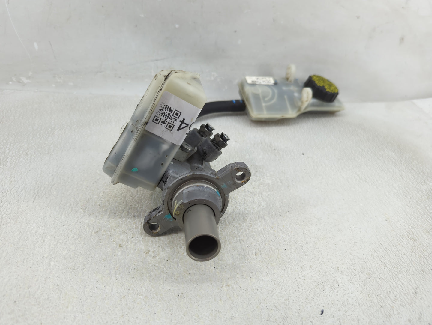 2013-2019 Ford Escape Brake Master Cylinder - Oemusedautoparts1.com