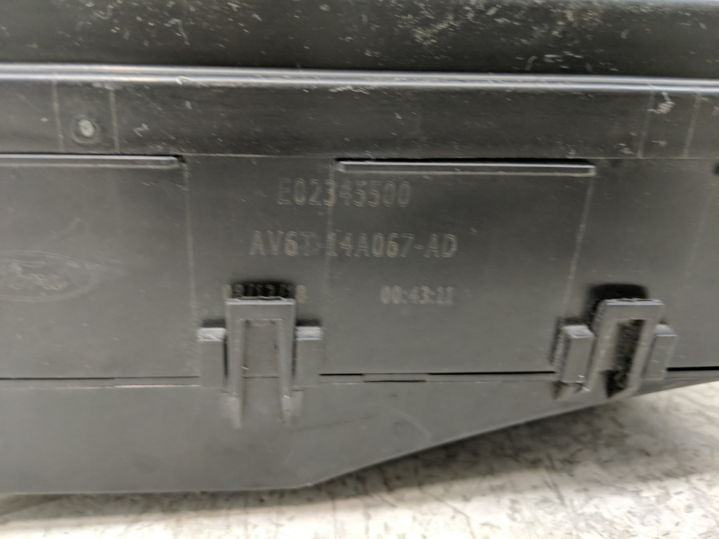 2019 Ford Escape Fusebox Fuse Box Panel Relay Module P/N:E02345500 AV6T-14A067-AD Fits OEM Used Auto Parts - Oemusedautopart
