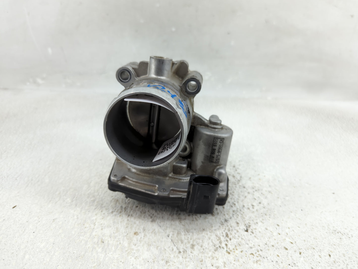 2017-2019 Ford Escape Throttle Body P/N:DS7G-9F991-CA Fits Fits 2014 2015 2016 2017 2018 2019 2020 OEM Used Auto Parts - Oem