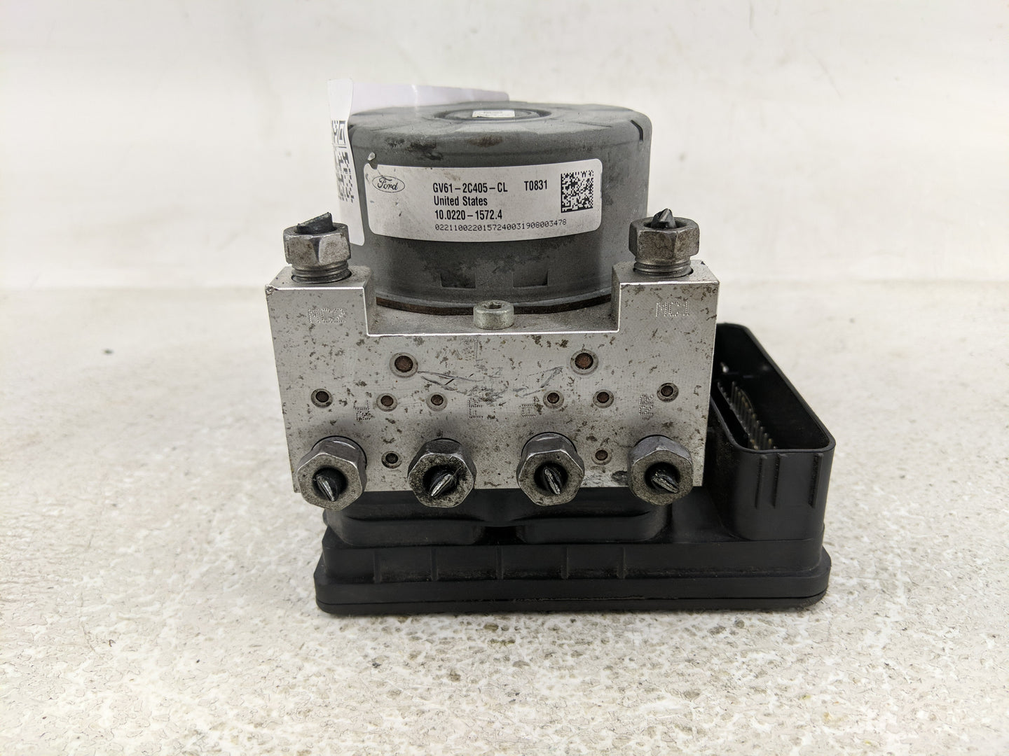 2017-2019 Ford Escape ABS Pump Control Module Replacement P/N:GV61-2C405-CL Fits Fits 2017 2018 2019 OEM Used Auto Parts - O