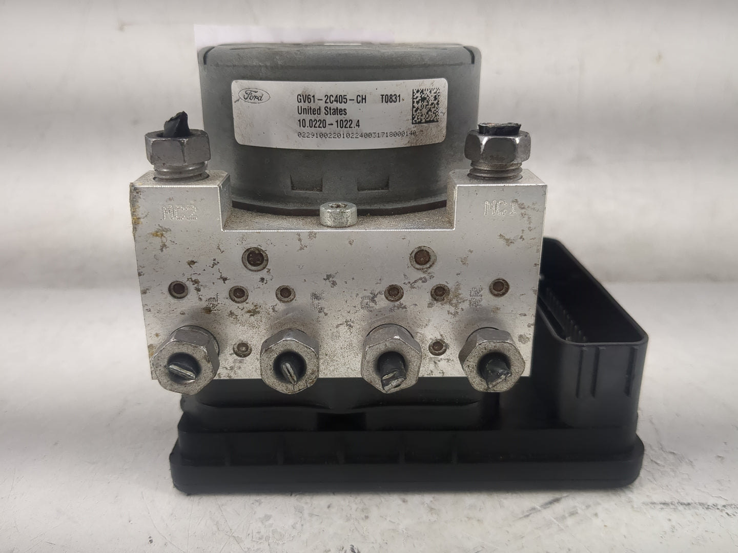 2017-2019 Ford Escape ABS Pump Control Module Replacement P/N:GV61-2C405-CH Fits Fits 2017 2018 2019 OEM Used Auto Parts - O