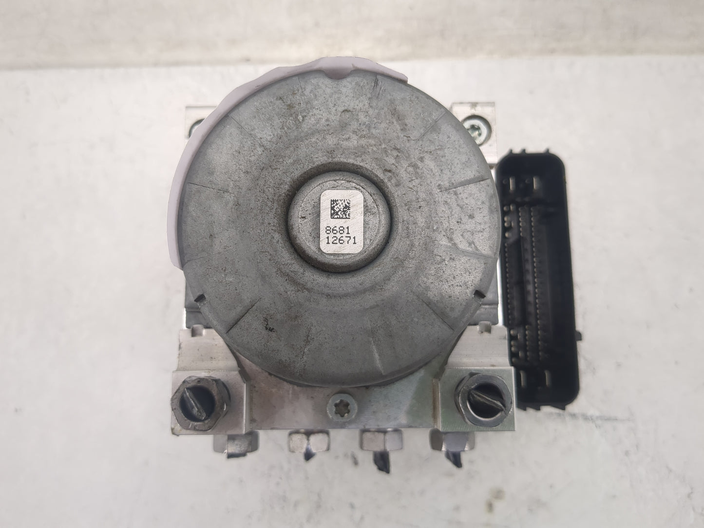 2017-2019 Ford Escape ABS Pump Control Module Replacement P/N:GV61-2C405-CH Fits Fits 2017 2018 2019 OEM Used Auto Parts - O