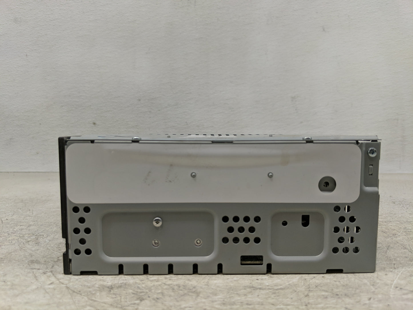 2019 Ford Escape Radio AM FM Cd Player Receiver Replacement P/N:GJ5T-19C107-KA Fits OEM Used Auto Parts - Oemusedautoparts1.
