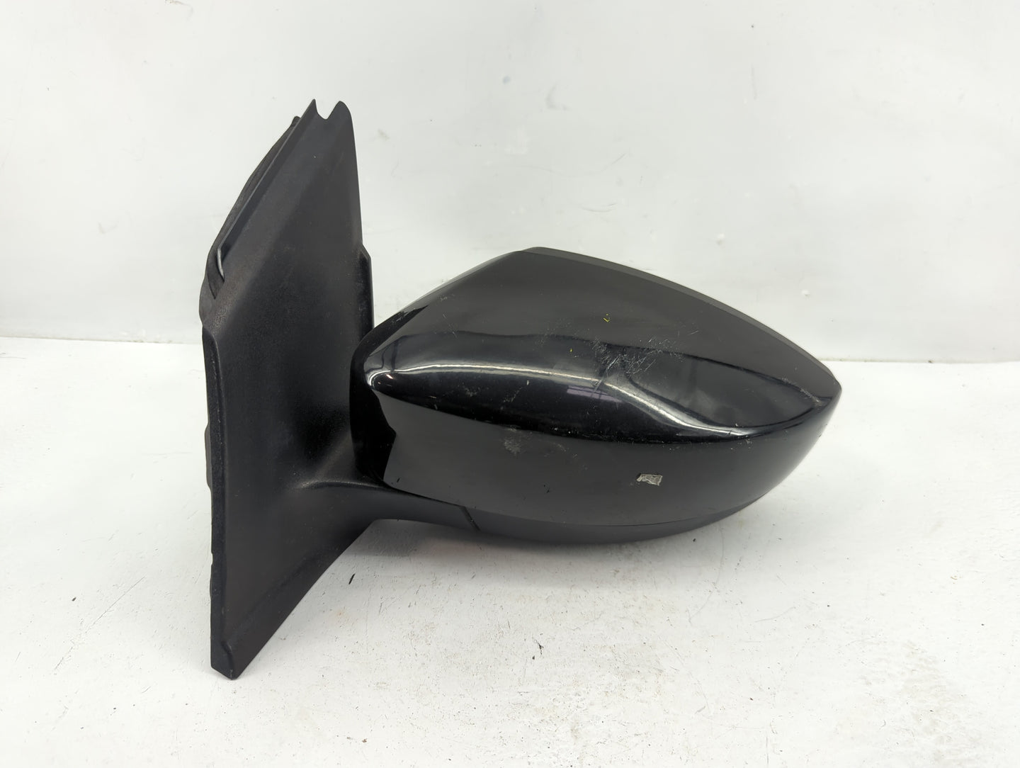 2017-2019 Ford Escape Driver Side View Mirror - Left Door Mirror OEM Used - Oemusedautoparts1.com