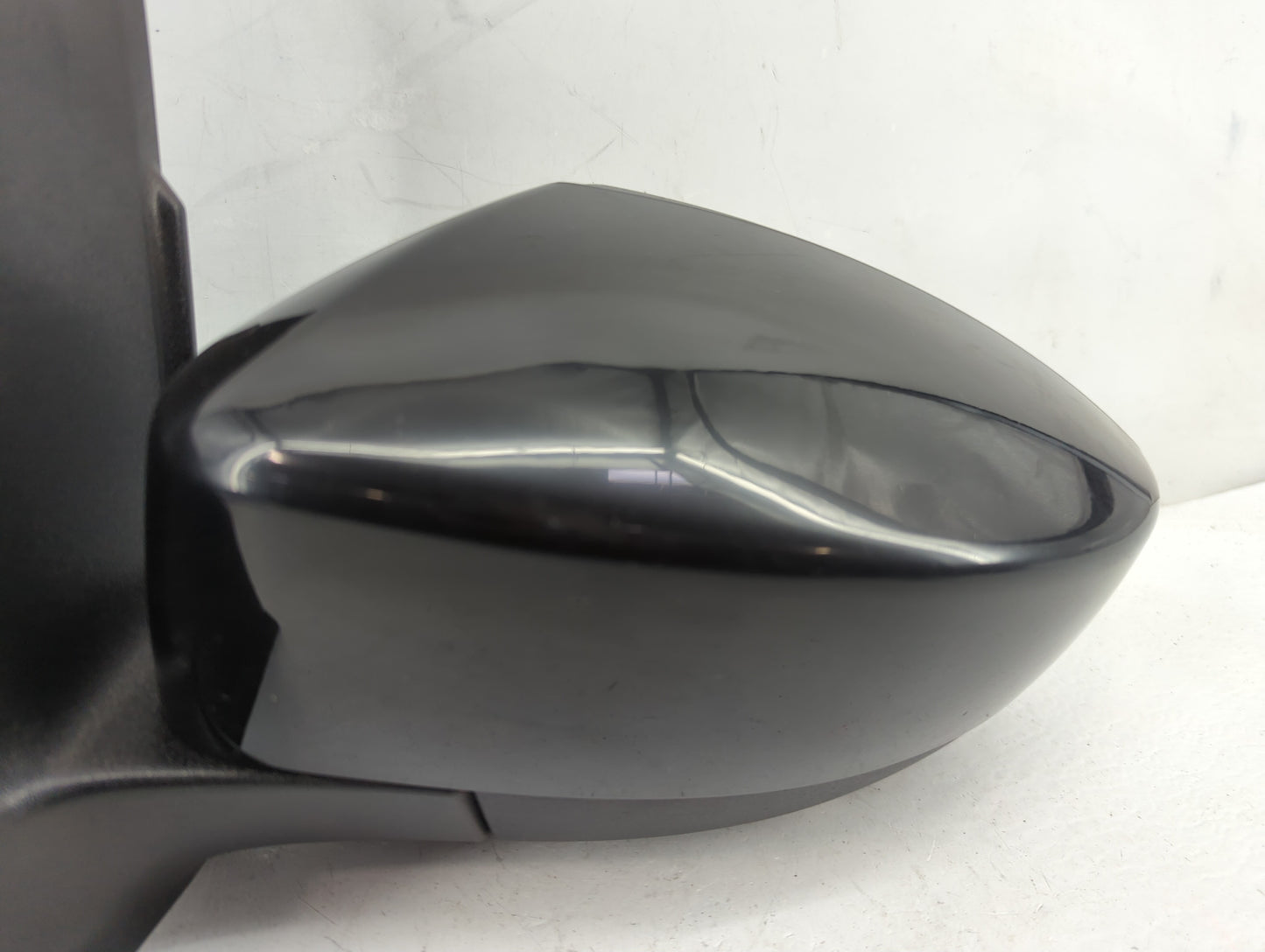 2017-2019 Ford Escape Driver Side View Mirror - Left Door Mirror OEM Used - Oemusedautoparts1.com