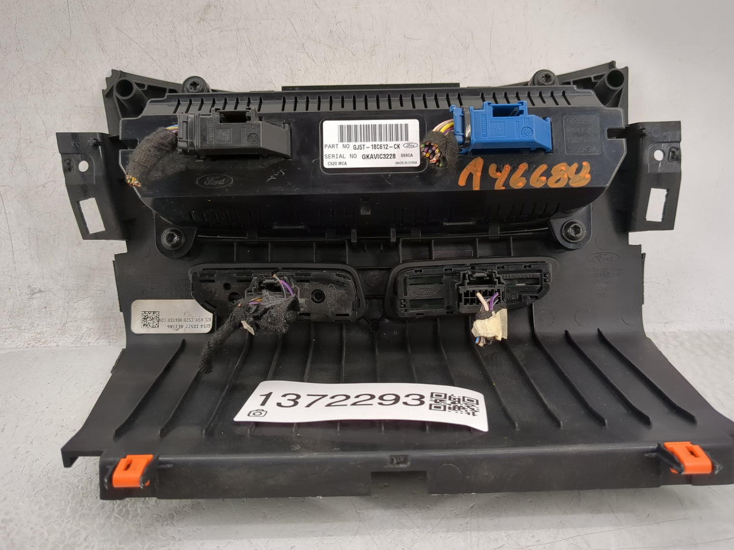 2018-2019 Ford Escape Climate Control Module Temperature AC/Heater Replacement P/N:GJ5T-18C612-CK Fits Fits 2018 2019 OEM Us