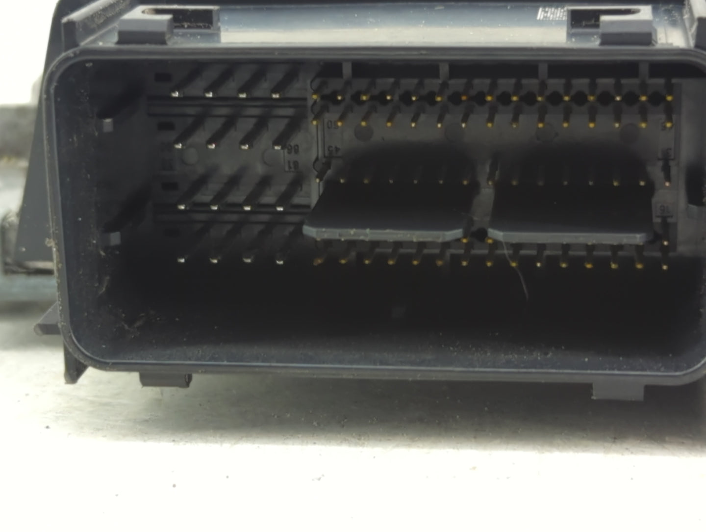 2017-2019 Ford Escape PCM Engine Control Computer ECU ECM PCU OEM P/N:FV6A-12B684-AB A2C39328200 Fits Fits 2017 2018 2019 OE