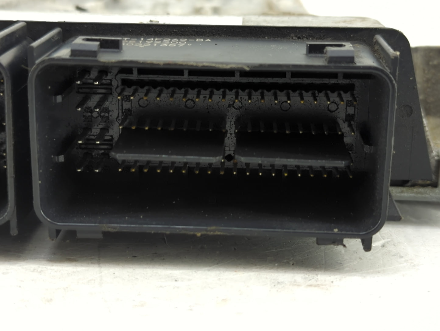 2017-2019 Ford Escape PCM Engine Control Computer ECU ECM PCU OEM P/N:HJ5A-12A650-MA Fits Fits 2017 2018 2019 OEM Used Auto 
