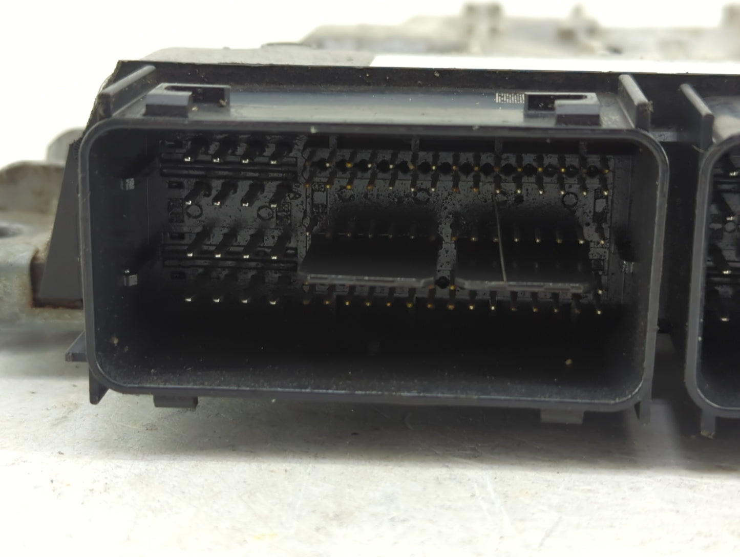 2017-2019 Ford Escape PCM Engine Control Computer ECU ECM PCU OEM P/N:HJ5A-12A650-MA Fits Fits 2017 2018 2019 OEM Used Auto 