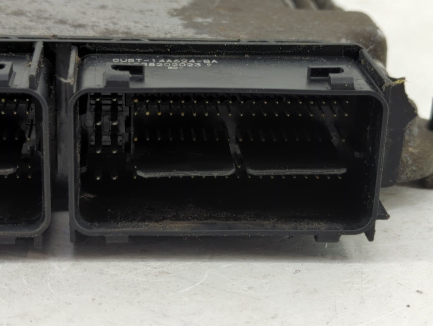 2017-2019 Ford Escape PCM Engine Control Computer ECU ECM PCU OEM P/N:HJ5A-12A650-HA Fits Fits 2017 2018 2019 OEM Used Auto 
