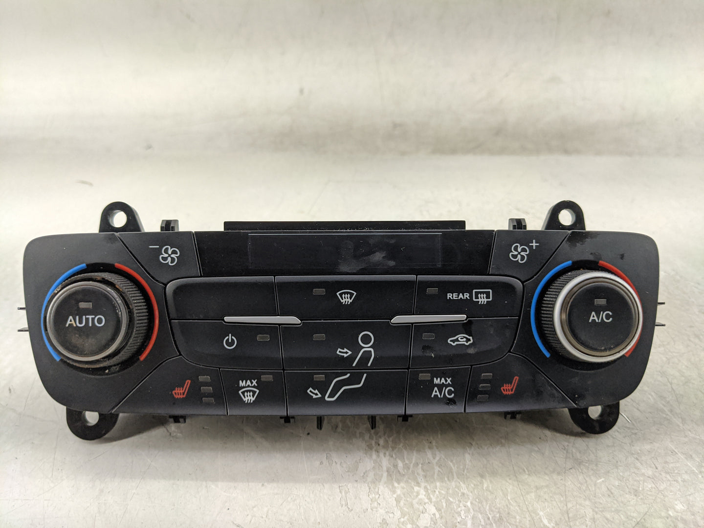 2018-2019 Ford Escape Climate Control Module Temperature AC/Heater Replacement P/N:GJ5T-18C612-CJ Fits Fits 2018 2019 OEM Us