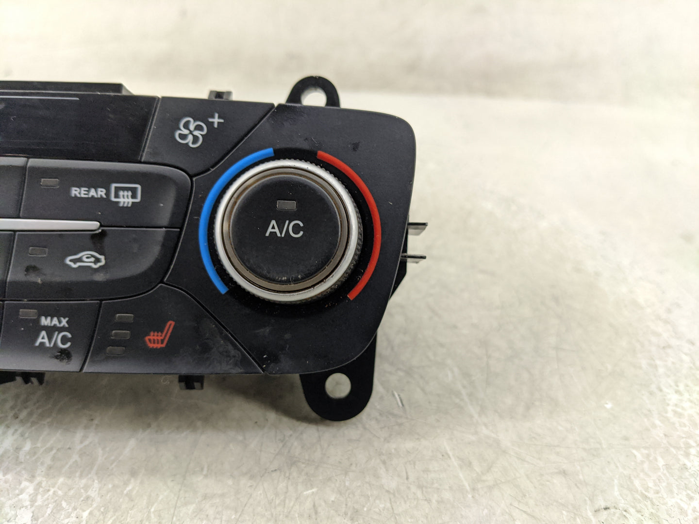 2018-2019 Ford Escape Climate Control Module Temperature AC/Heater Replacement P/N:GJ5T-18C612-CJ Fits Fits 2018 2019 OEM Us