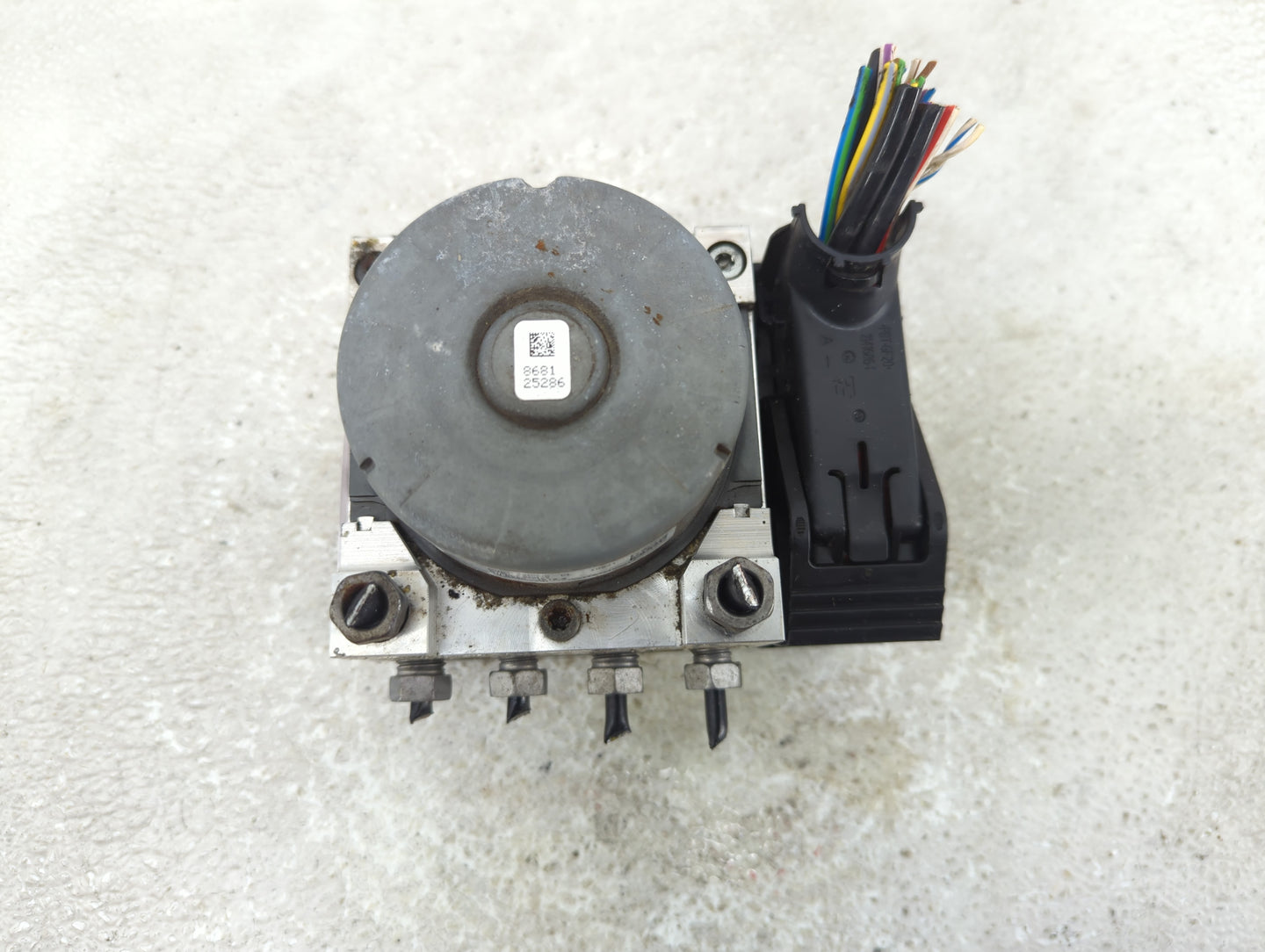2017-2019 Ford Escape ABS Pump Control Module Replacement P/N:GV61-2C405-CL Fits Fits 2017 2018 2019 OEM Used Auto Parts - O