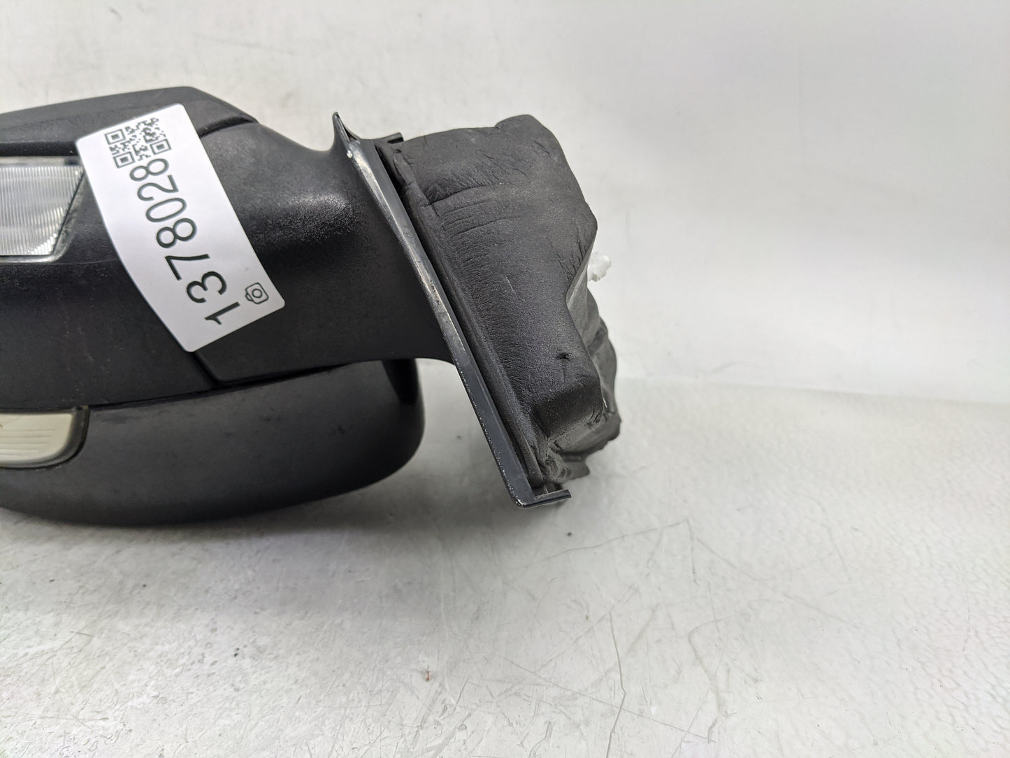 2017-2019 Ford Escape Passenger Side View Mirror - Right Door Mirror OEM Used - Oemusedautoparts1.com