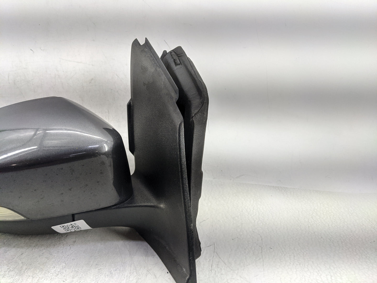 2017-2019 Ford Escape Passenger Side View Mirror - Right Door Mirror OEM Used - Oemusedautoparts1.com