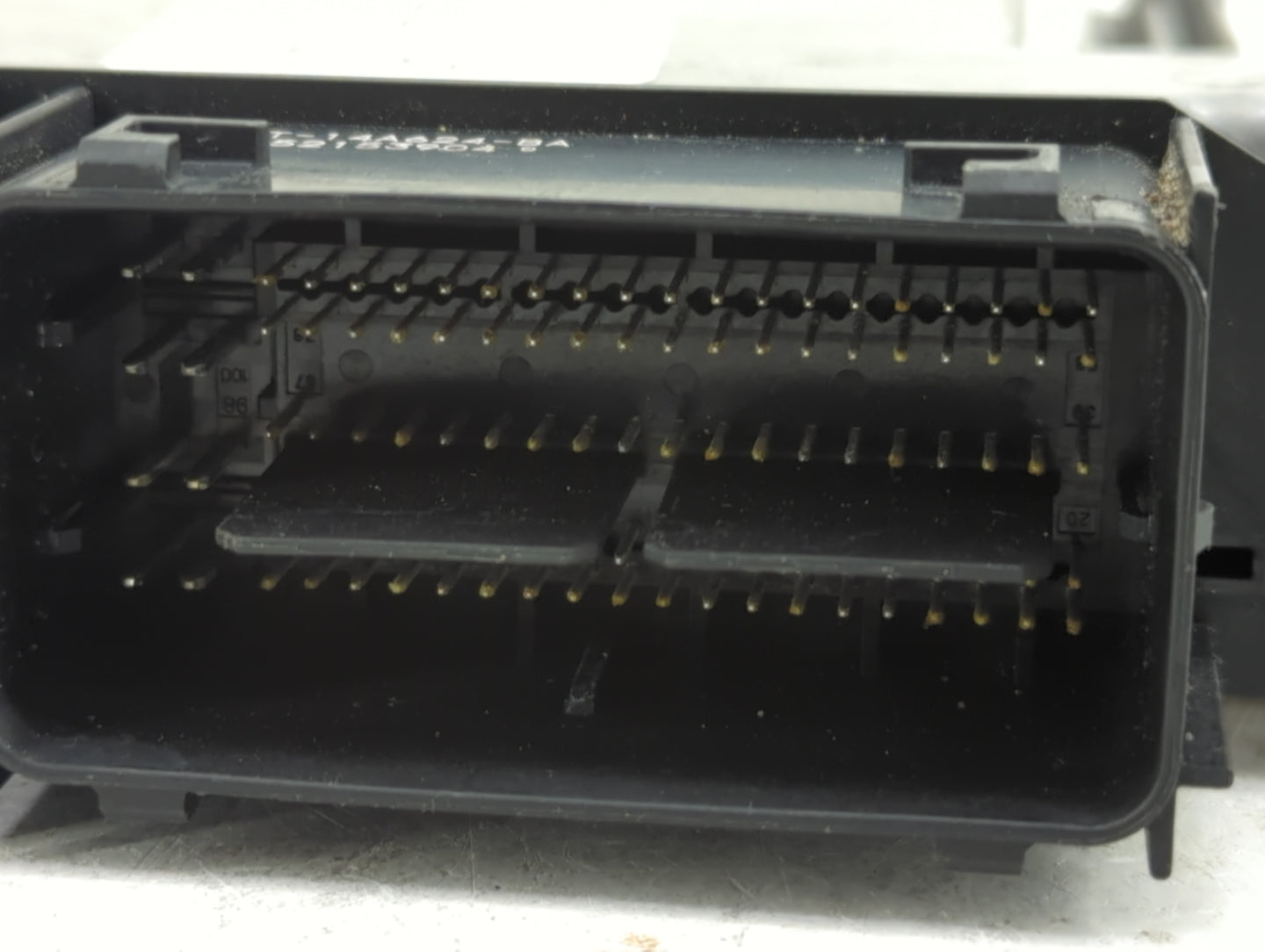 2019 Ford Escape PCM Engine Control Computer ECU ECM PCU OEM P/N:HS74-12B684-DLA KJ5A-12A650-EA Fits Fits 2020 OEM Used Auto