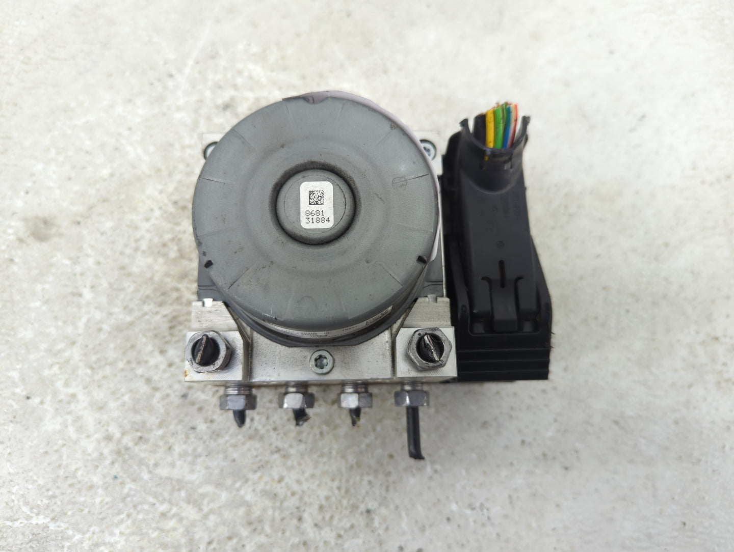 2017-2019 Ford Escape ABS Pump Control Module Replacement P/N:GV61-2C405-CL Fits Fits 2017 2018 2019 OEM Used Auto Parts - O
