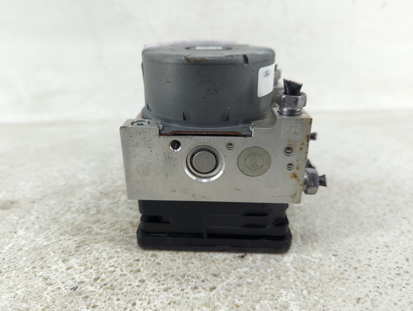 2017-2019 Ford Escape ABS Pump Control Module Replacement P/N:GV61-2C405-CL Fits Fits 2017 2018 2019 OEM Used Auto Parts - O
