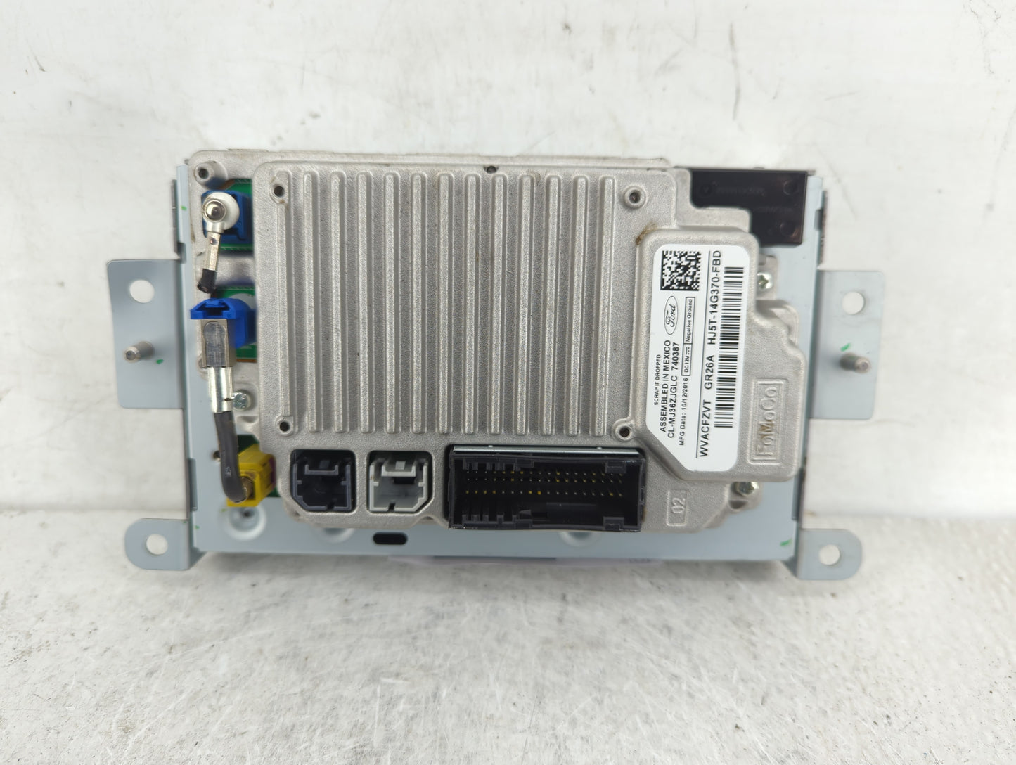 2016-2019 Ford Escape Information Display Screen - Oemusedautoparts1.com