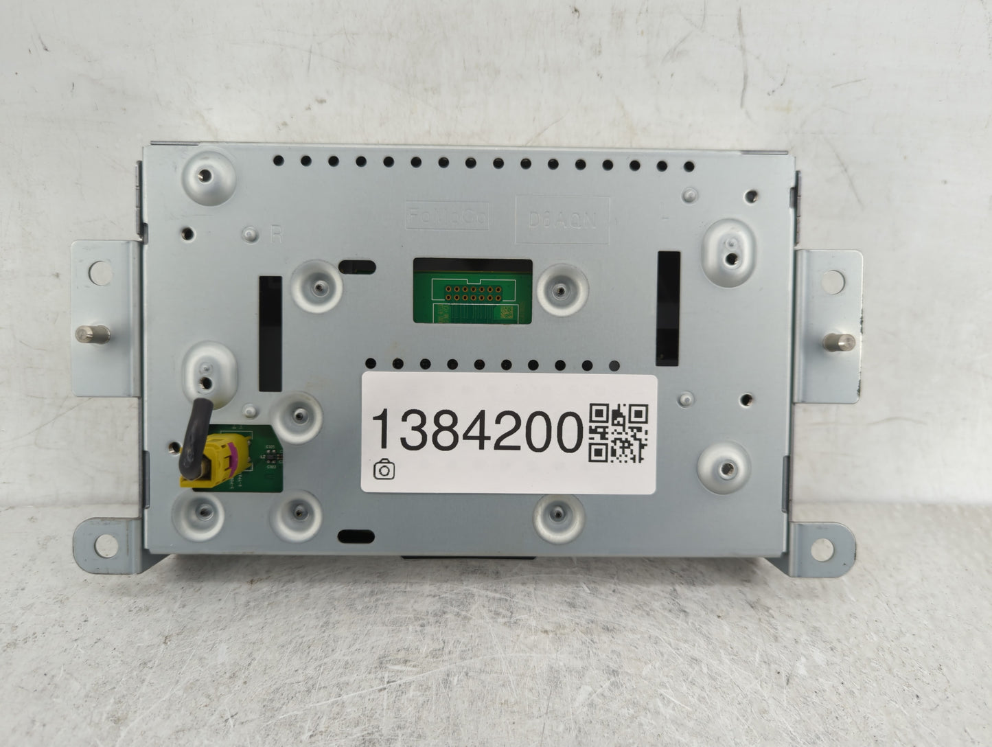 2016-2019 Ford Escape Information Display Screen - Oemusedautoparts1.com