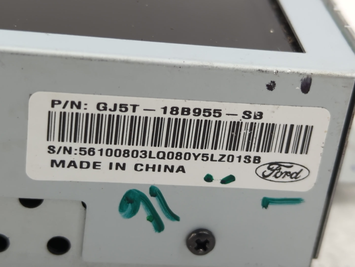 2016-2019 Ford Escape Information Display Screen - Oemusedautoparts1.com
