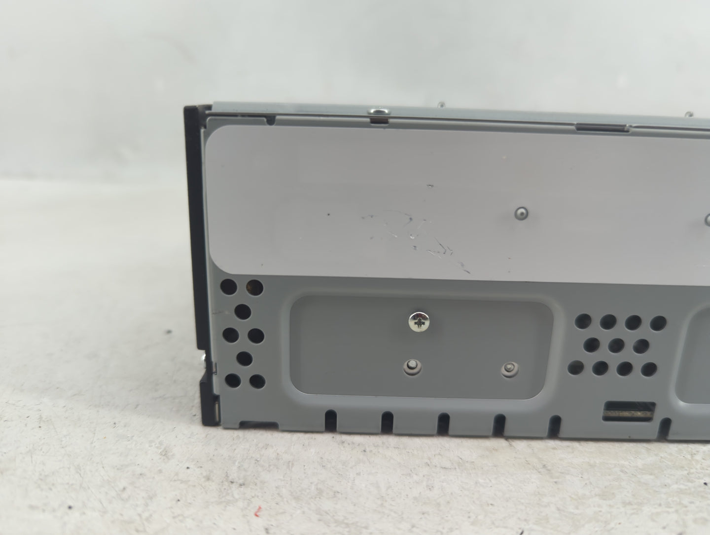 2019 Ford Escape Radio AM FM Cd Player Receiver Replacement P/N:CQ-RJ38N54M Fits OEM Used Auto Parts - Oemusedautoparts1.com