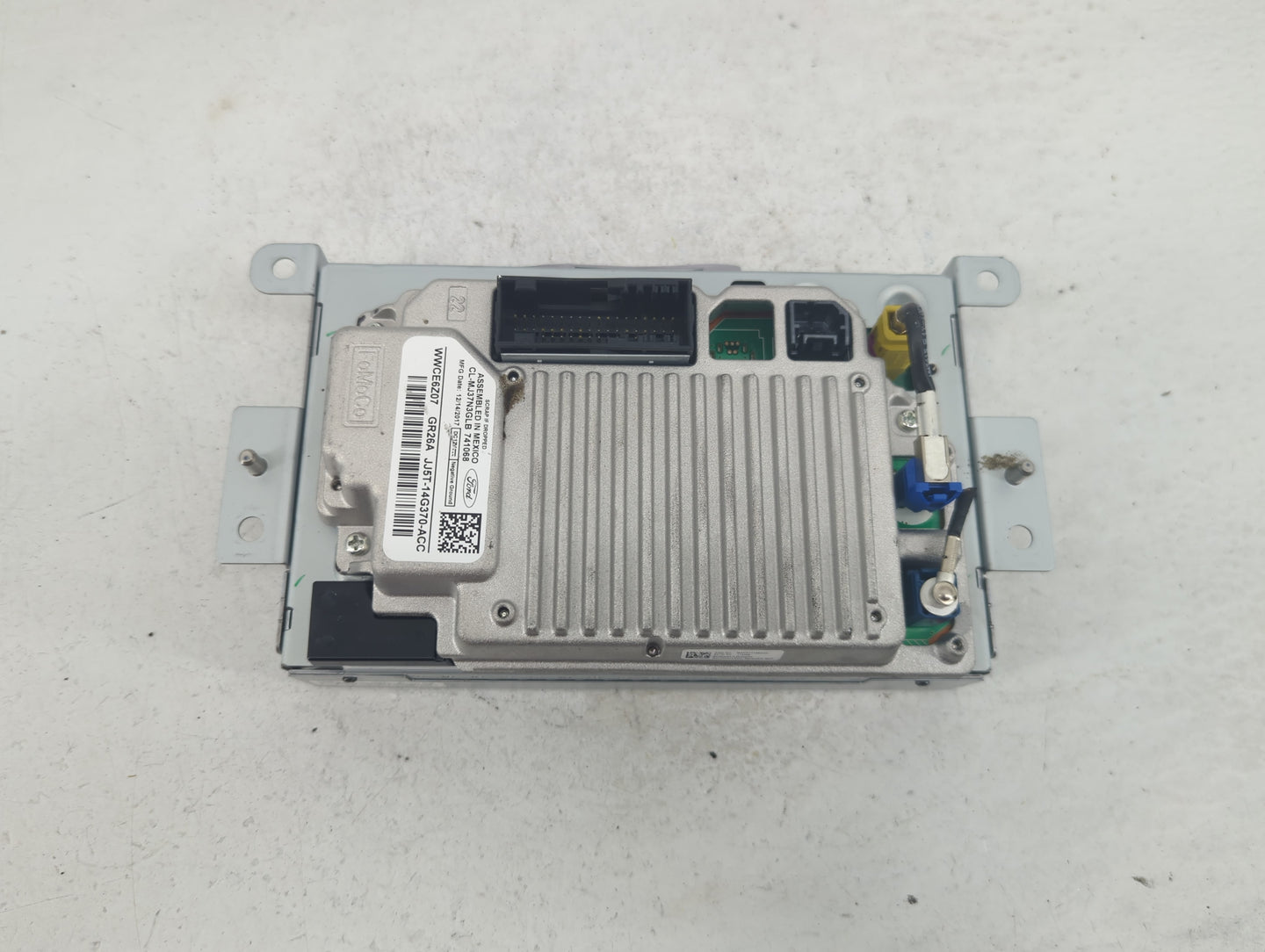 2016-2019 Ford Escape Information Display Screen - Oemusedautoparts1.com