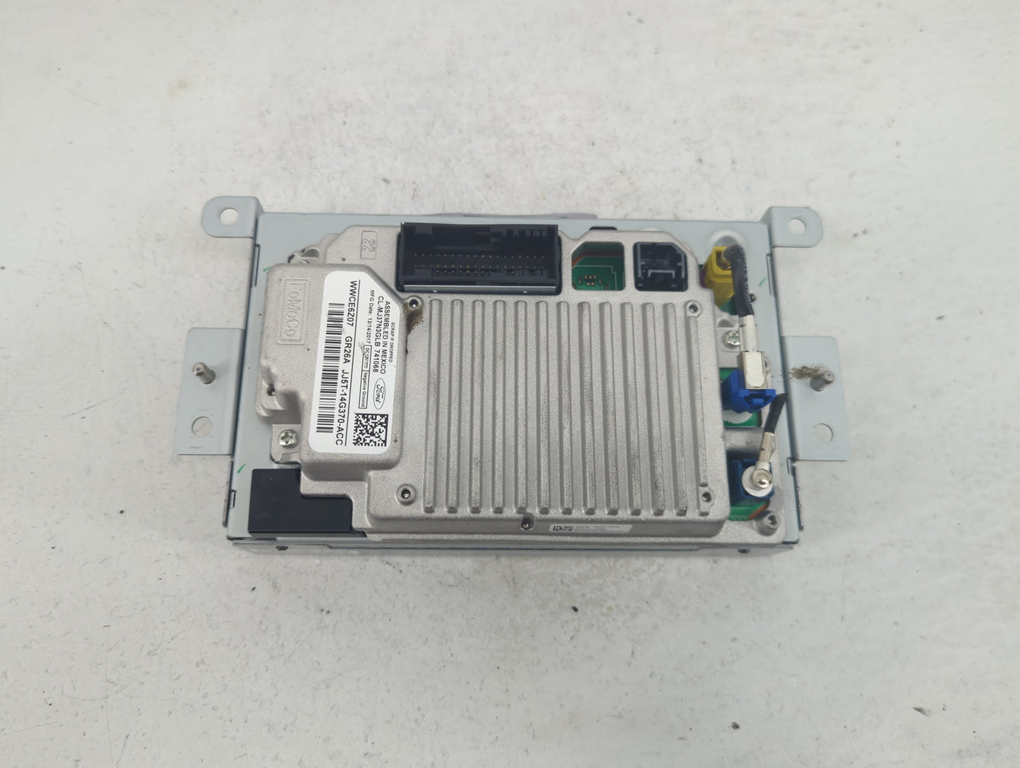 2016-2019 Ford Escape Information Display Screen - Oemusedautoparts1.com