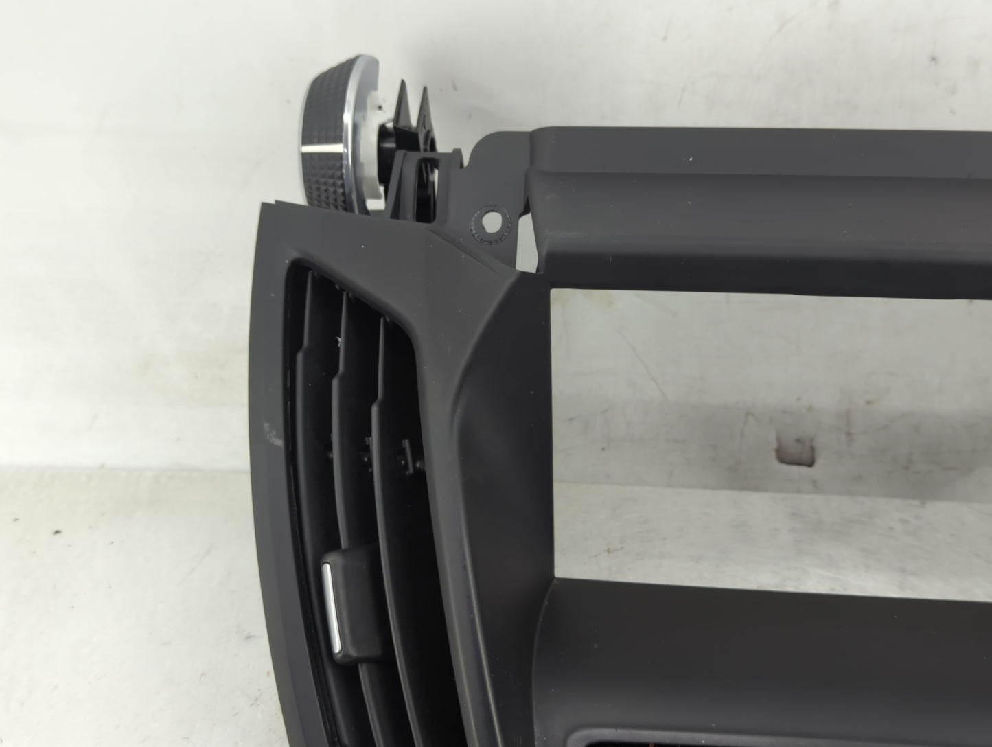 2017-2019 Ford Escape Radio Control Panel - Oemusedautoparts1.com