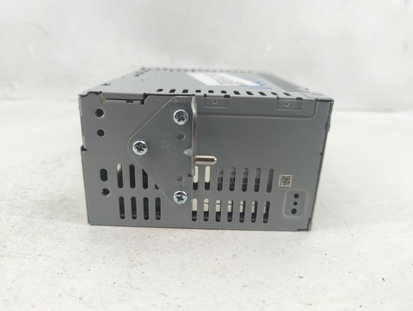 2017-2019 Ford Escape Radio AM FM Cd Player Receiver Replacement P/N:CQ-RJ38N54M Fits Fits 2015 2016 2017 2018 2019 OEM Used