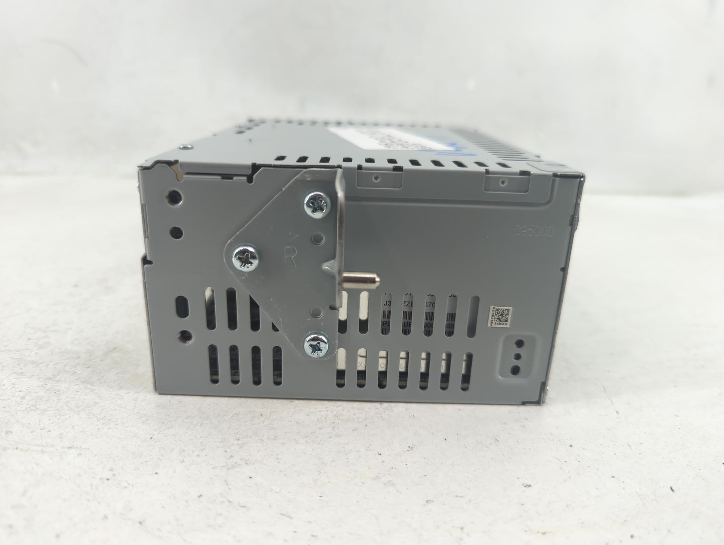 2017-2019 Ford Escape Radio AM FM Cd Player Receiver Replacement P/N:CQ-RJ38N54M Fits Fits 2015 2016 2017 2018 2019 OEM Used