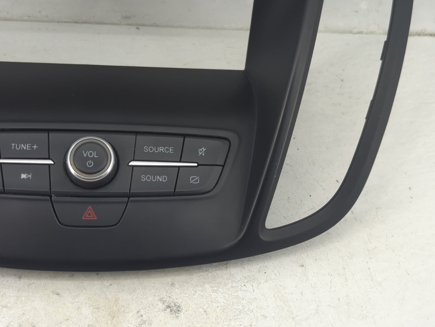 2017-2019 Ford Escape Radio Control Panel - Oemusedautoparts1.com