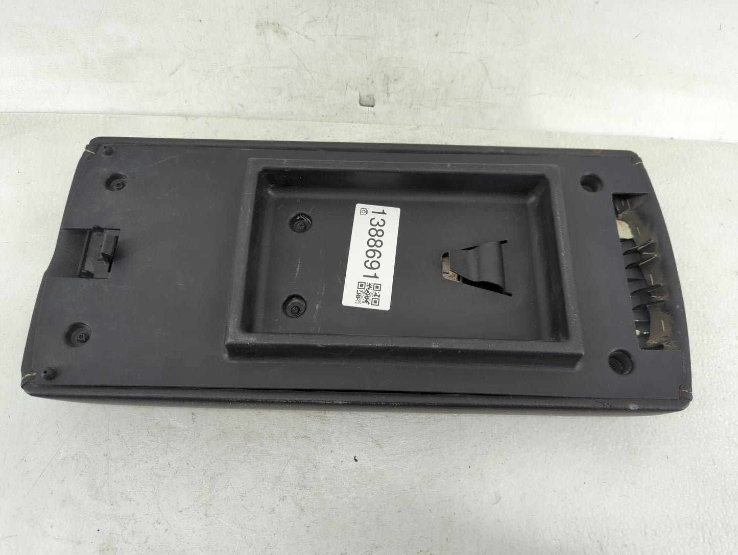 2019 Ford Escape Center Console Armrest Cover Lid Fits OEM Used Auto Parts - Oemusedautoparts1.com