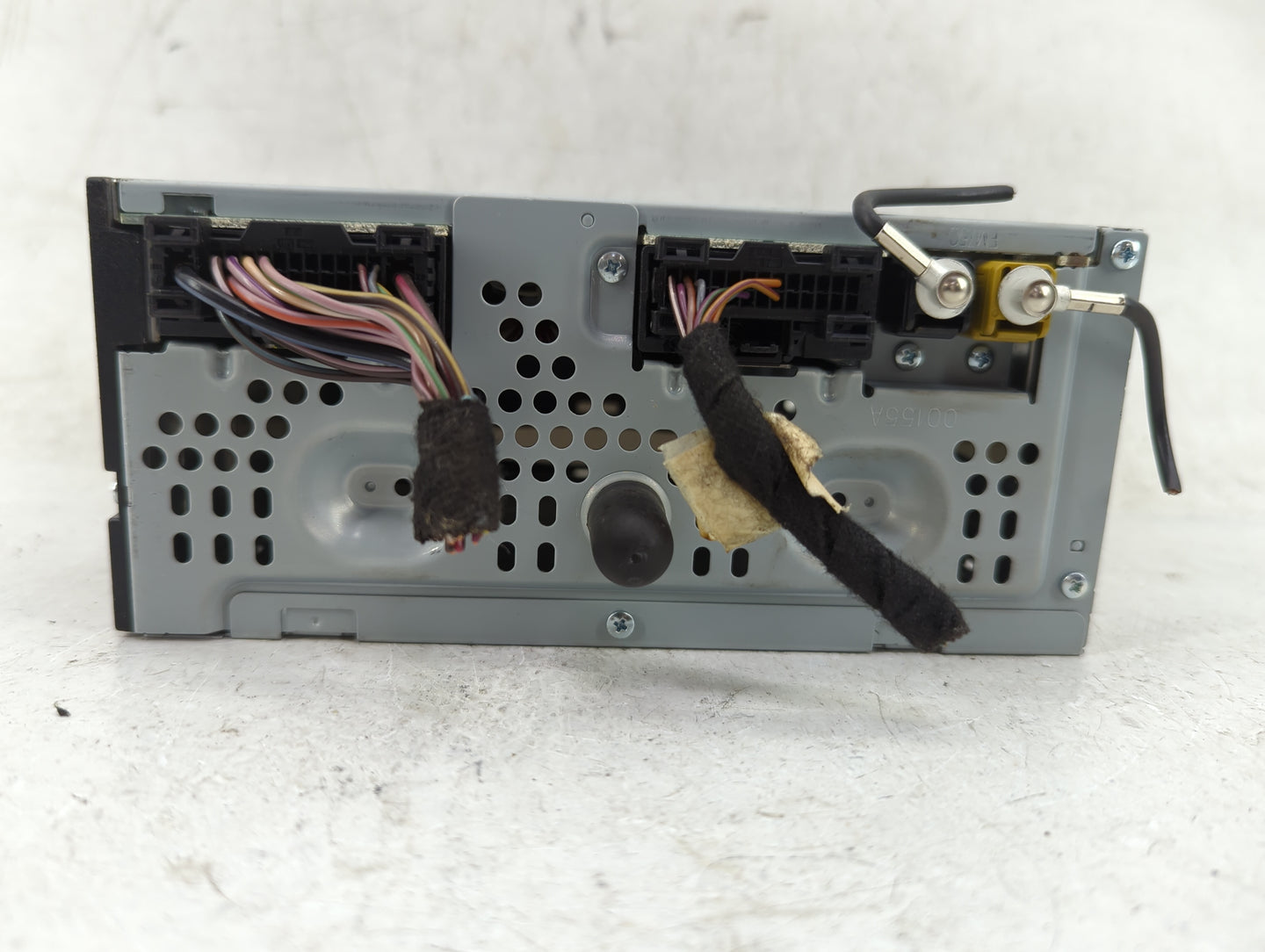 2019 Ford Escape Radio AM FM Cd Player Receiver Replacement P/N:GJ5T-19C107-KA Fits OEM Used Auto Parts - Oemusedautoparts1.