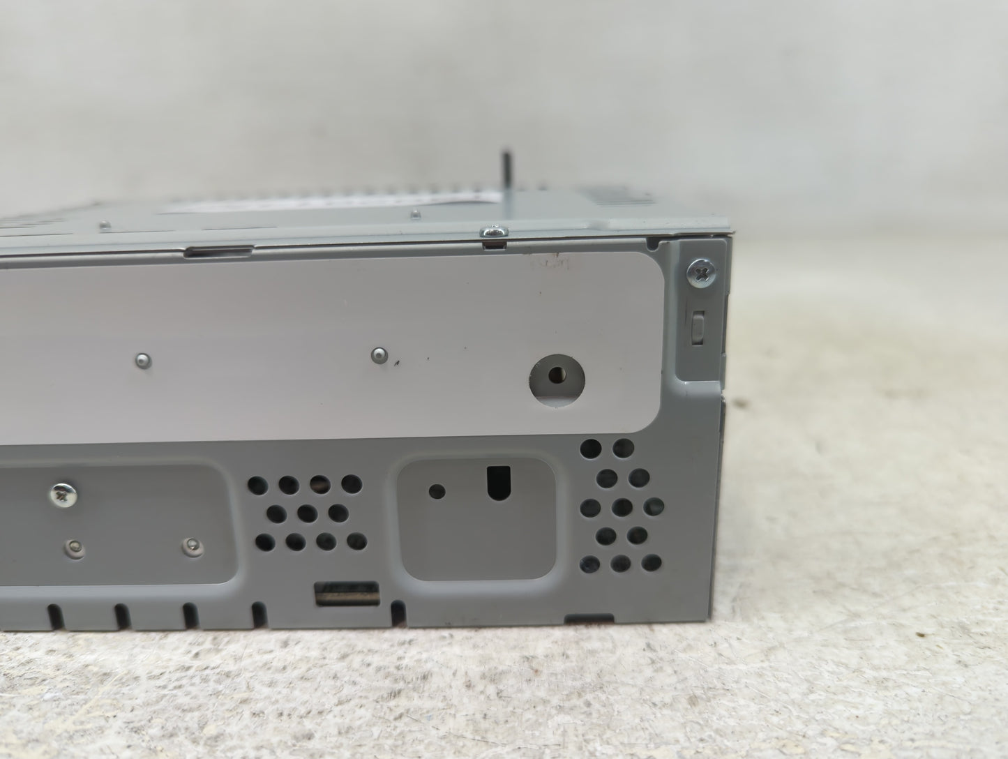2017-2019 Ford Escape Radio AM FM Cd Player Receiver Replacement Fits Fits 2017 2018 2019 OEM Used Auto Parts - Oemusedautop