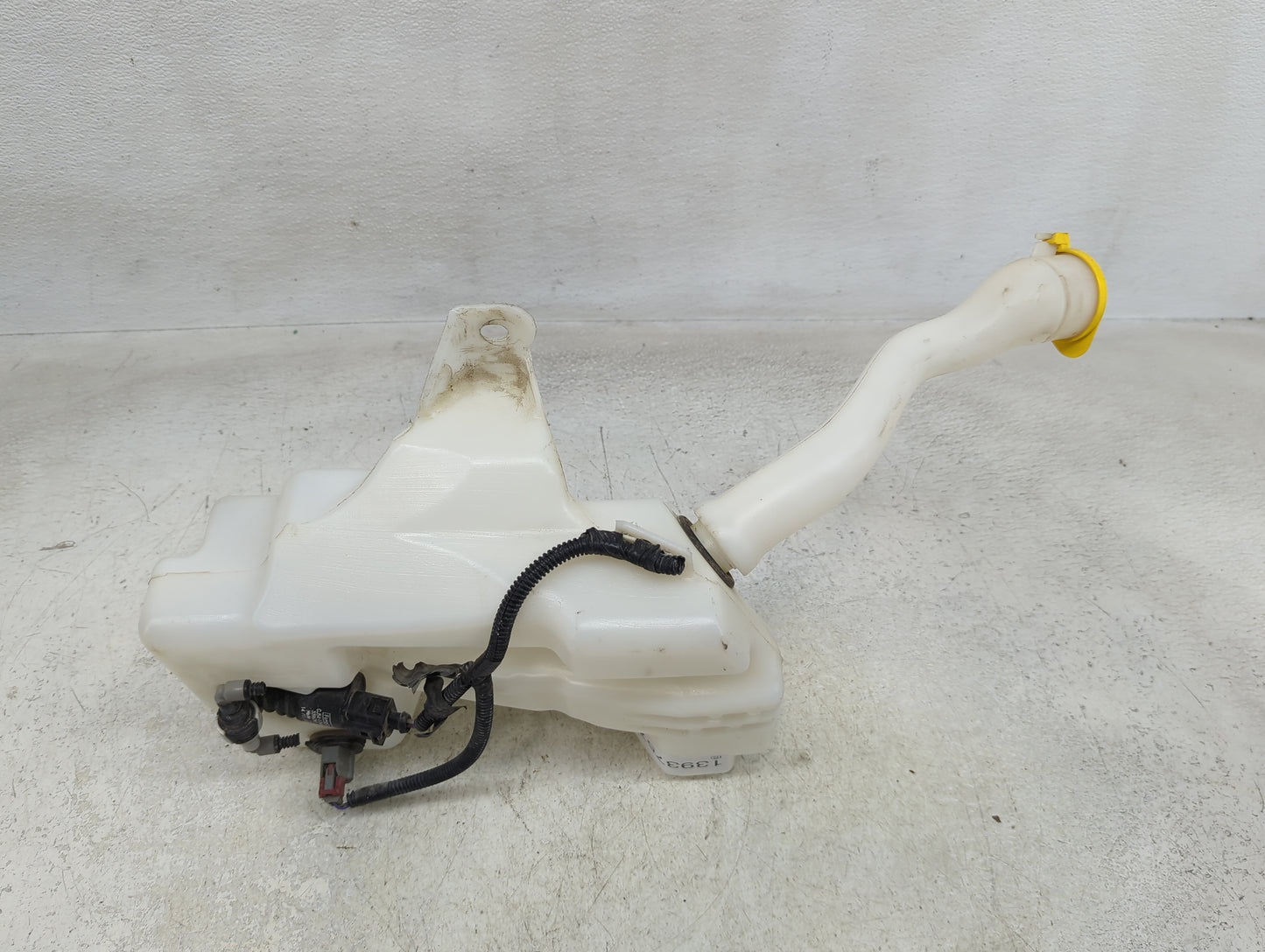 2017-2019 Ford Escape Radiator Coolant Overflow Expansion Tank Bottle 1393757 - Oemusedautoparts1.com