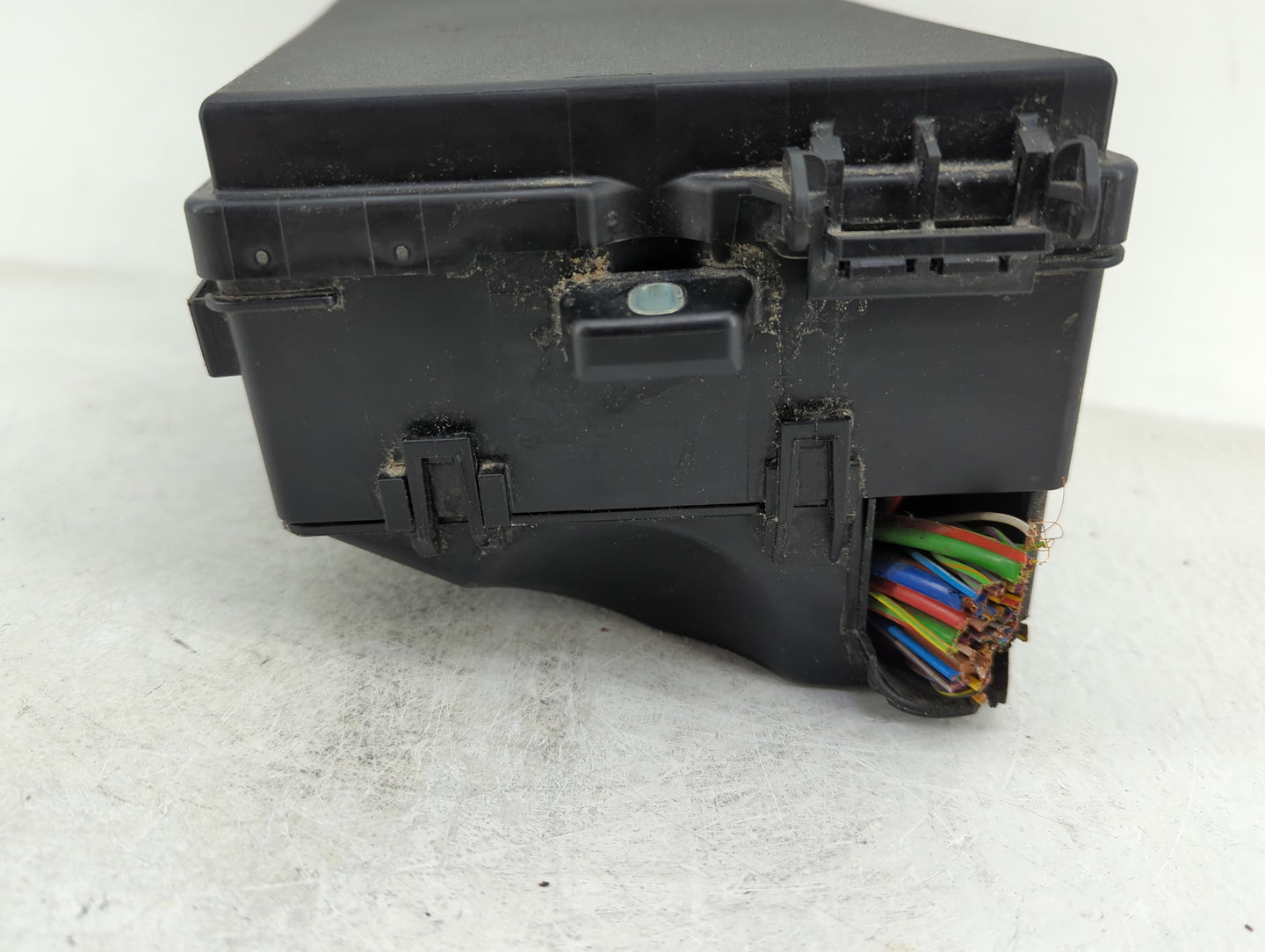 2019 Ford Escape Fusebox Fuse Box Panel Relay Module P/N:AV6T-14A142-AB Fits OEM Used Auto Parts - Oemusedautoparts1.com